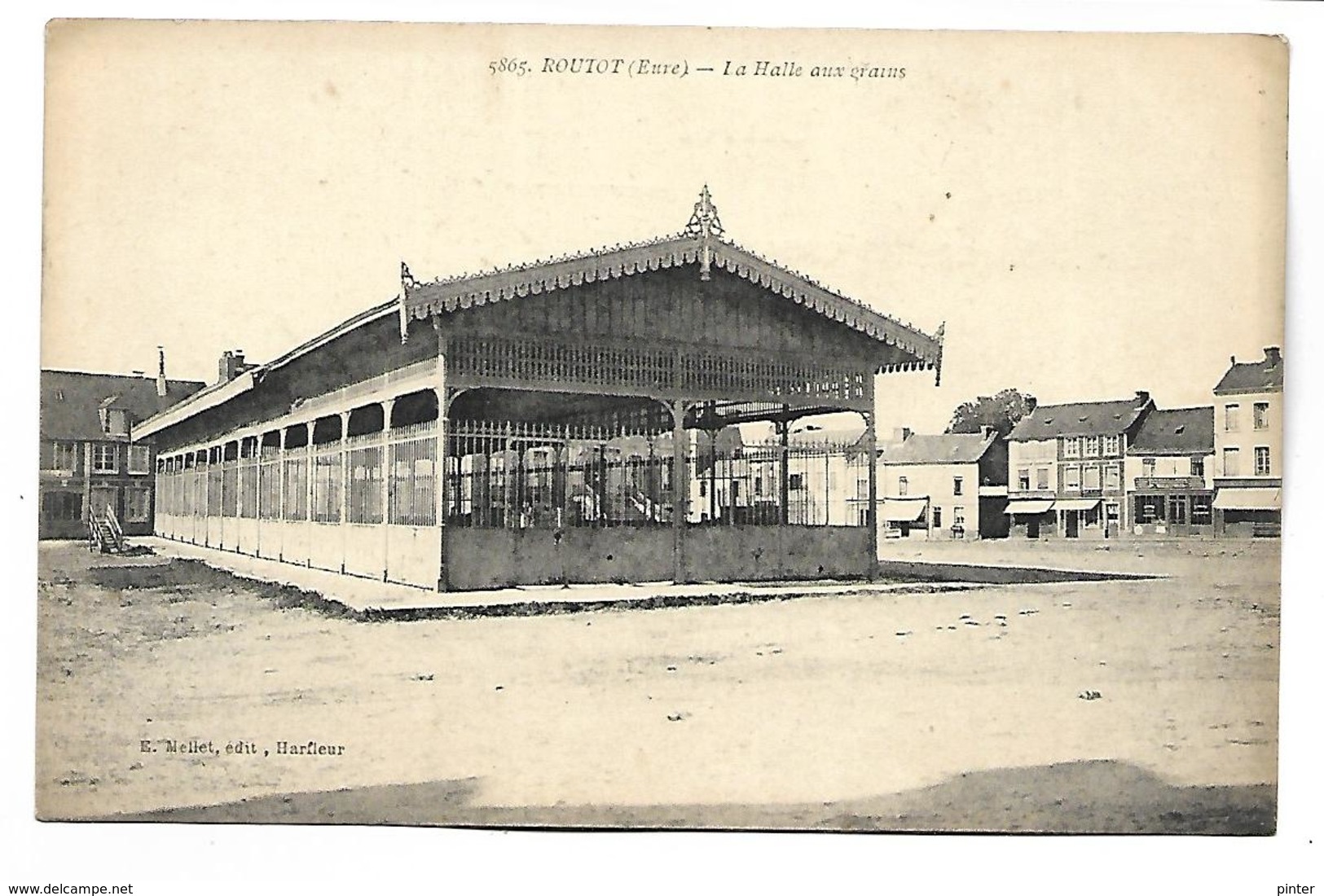 ROUTOT - La Halle Aux Grains - Routot