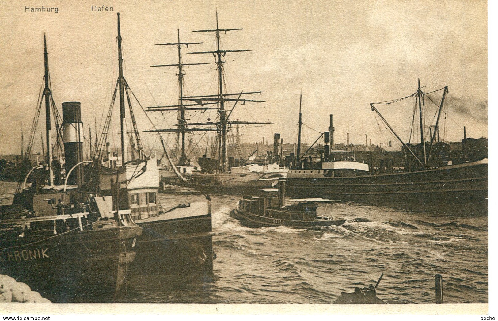N°7209 -cpa Hambourg -Hafen- Remorqueurs- - Tugboats