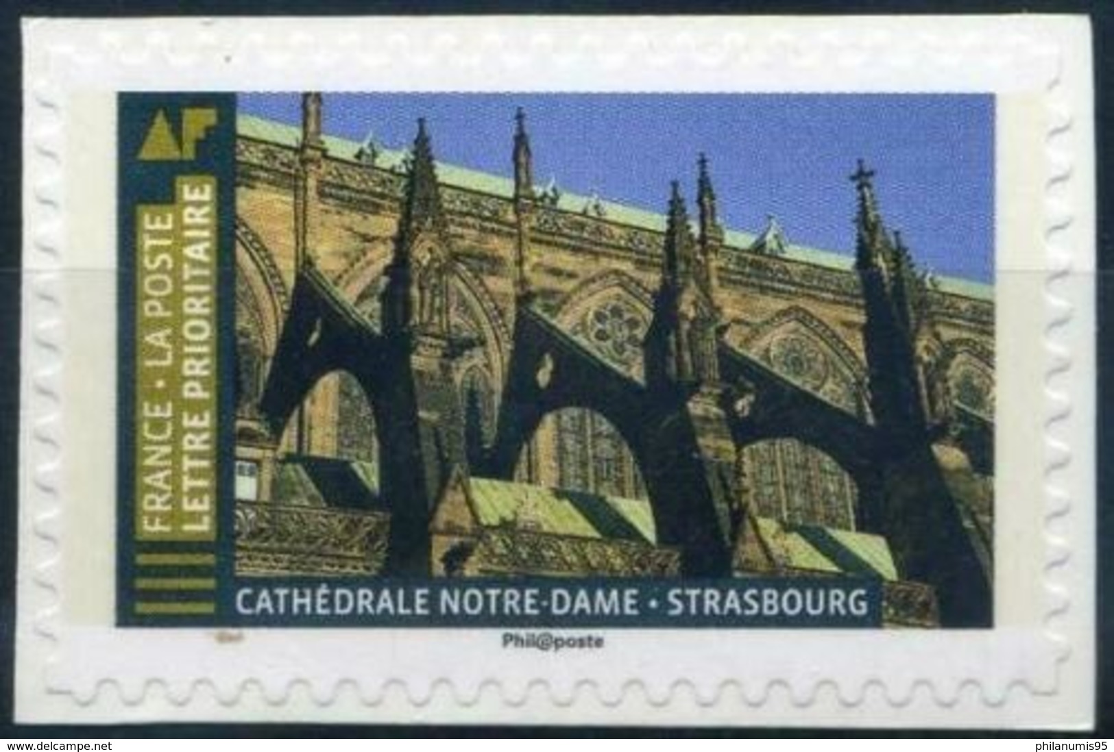 FRANCE NEUF 2019 AUTOCOLLANT CATHEDRALE NOTRE DAME STRASBOURG DOS BLANC PROVENANT DE FEUILLE - Andere & Zonder Classificatie