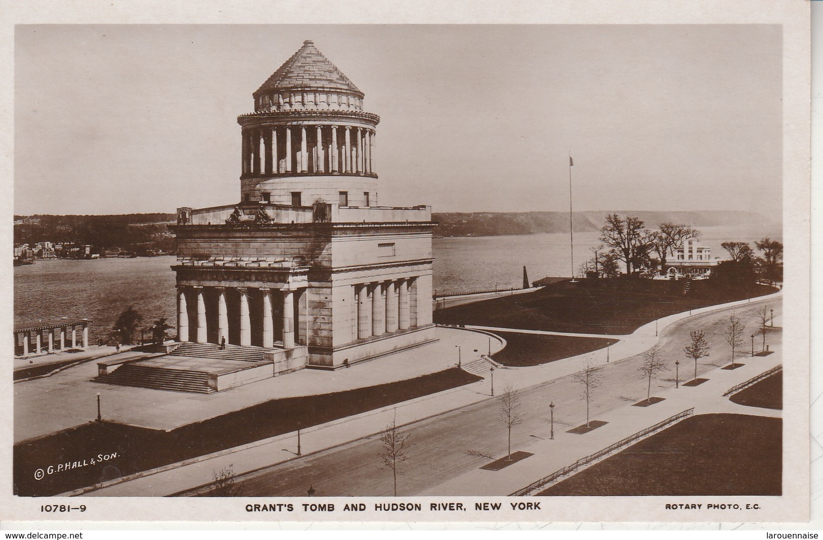 USA - NEW YORK - Grant's Tomb And Hudson River - Hudson River