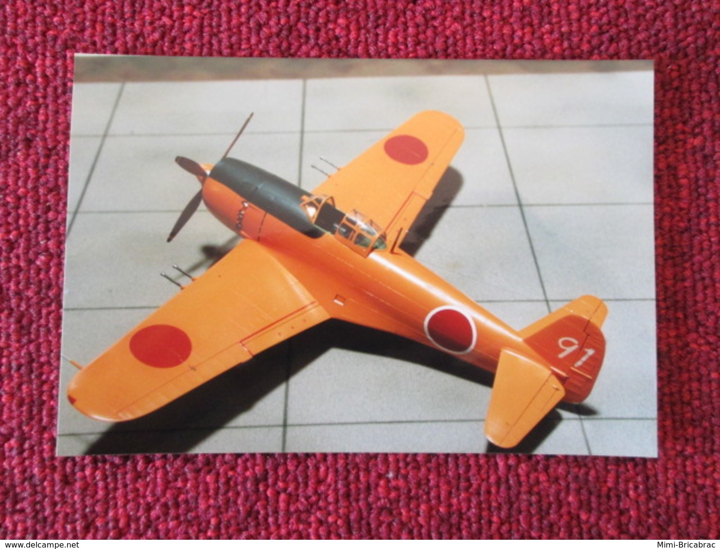 CAGI3 Format Carte Postale Env 15x10cm : SUPERBE (TIRAGE UNIQUE) PHOTO MAQUETTE PLASTIQUE 1/48e AVION JAP'  ORANGE - Vliegtuigen