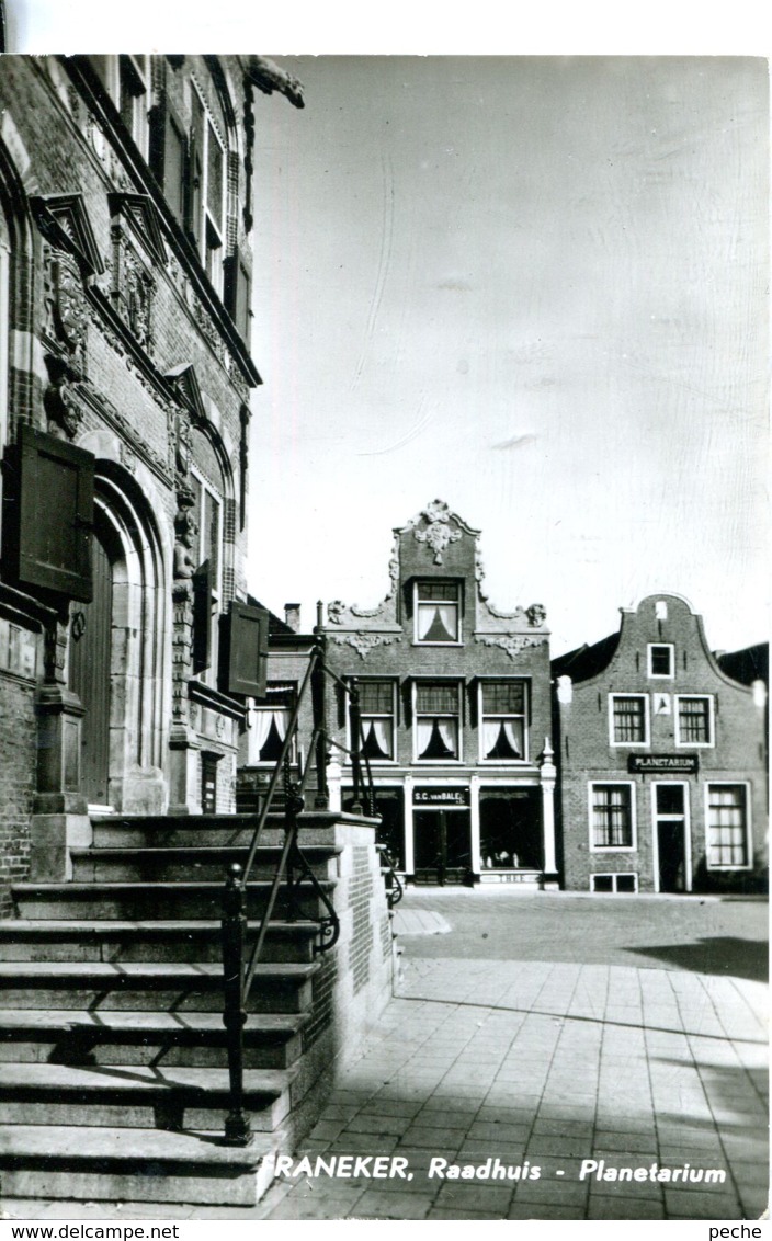 N°7303 -cpsm Franeker -Raadhuis - Planetarium- - Franeker