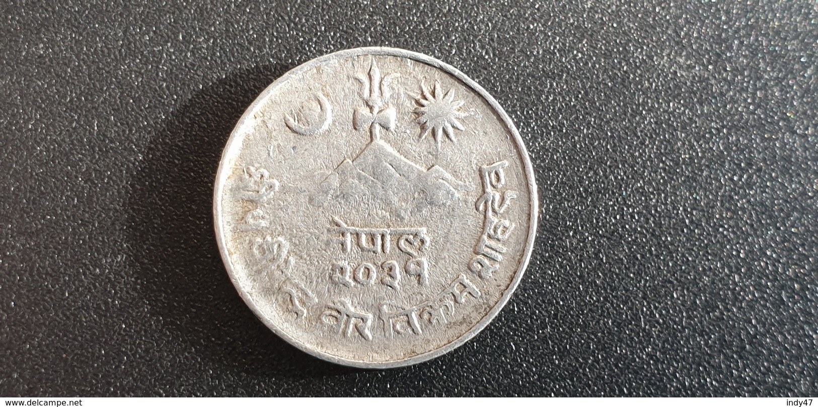 NEPAL : 5 Paisa 1982 - Nepal