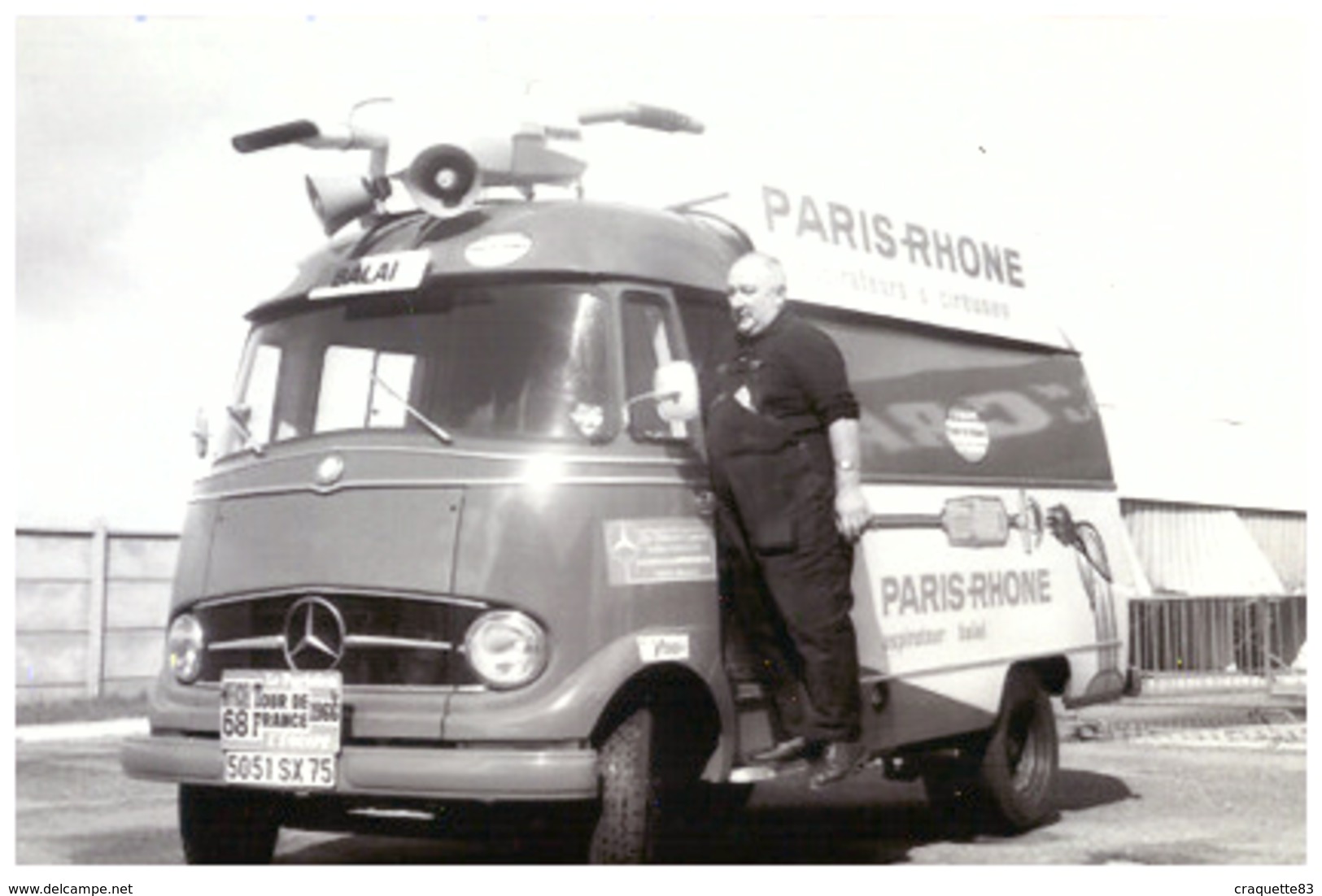 TOUR DE FRANCE   CARAVANE PUBLICITAIRE  1966     "PARIS-RHONE"  Aspirateur Et Cireuse - Radsport