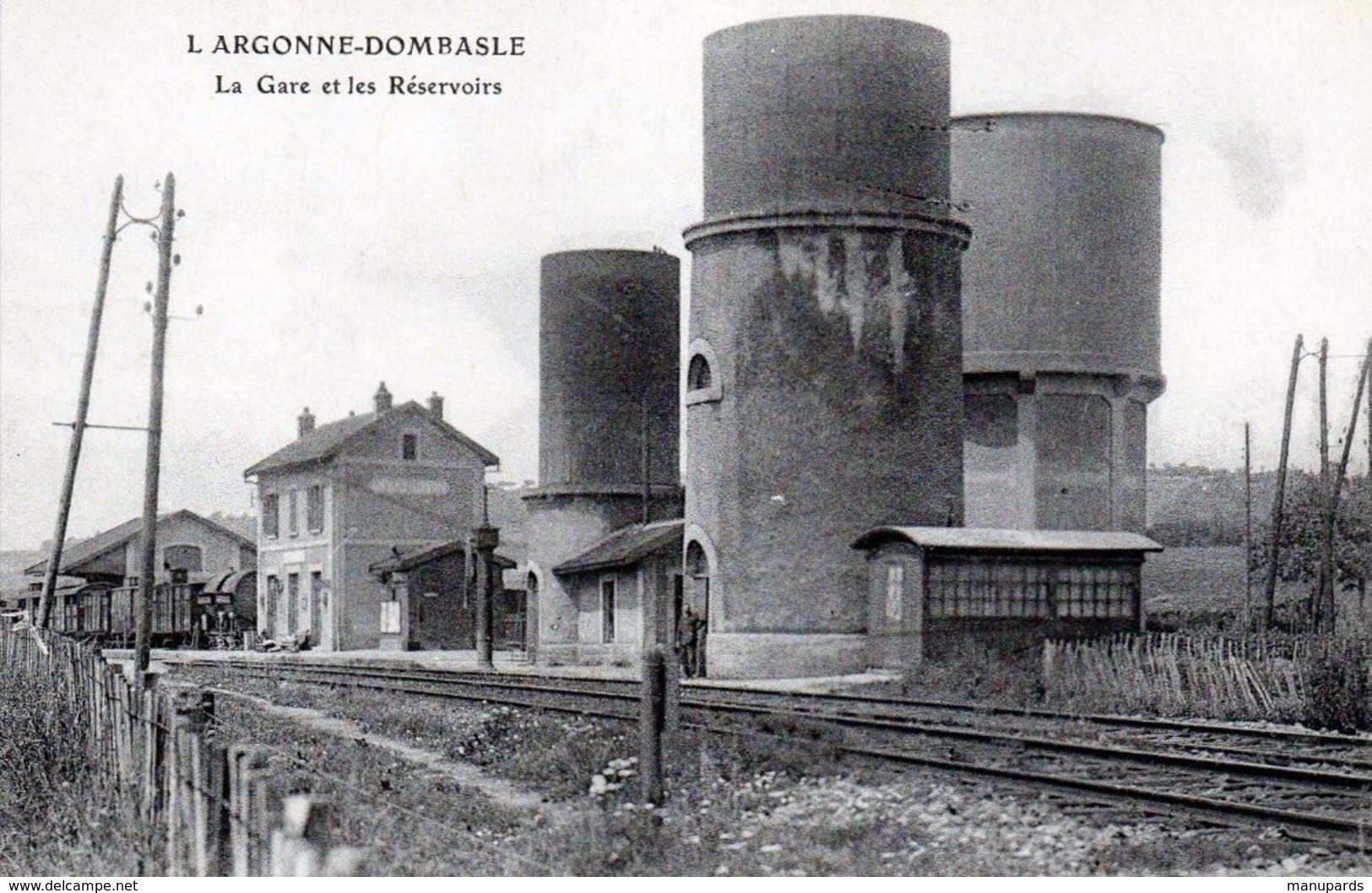 55 DOMBASLE EN ARGONNE / CARTE PHOTO / 1905 -1915 / MILITAIRE / GARE / 5e RÉGIMENT D' ARTILLERIE A PIED ( VERDUN ) ???