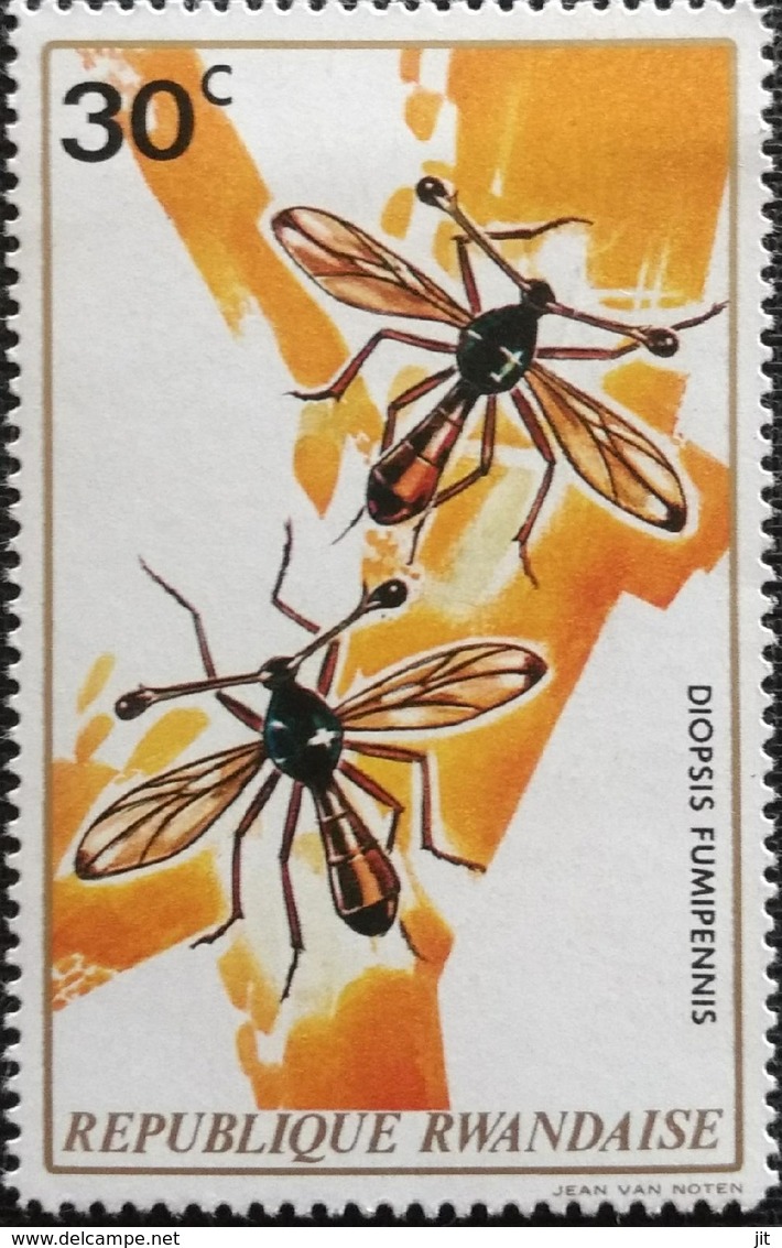 135. RWANDA (30C)  STAMP INSECTS   . MNH - Gebruikt