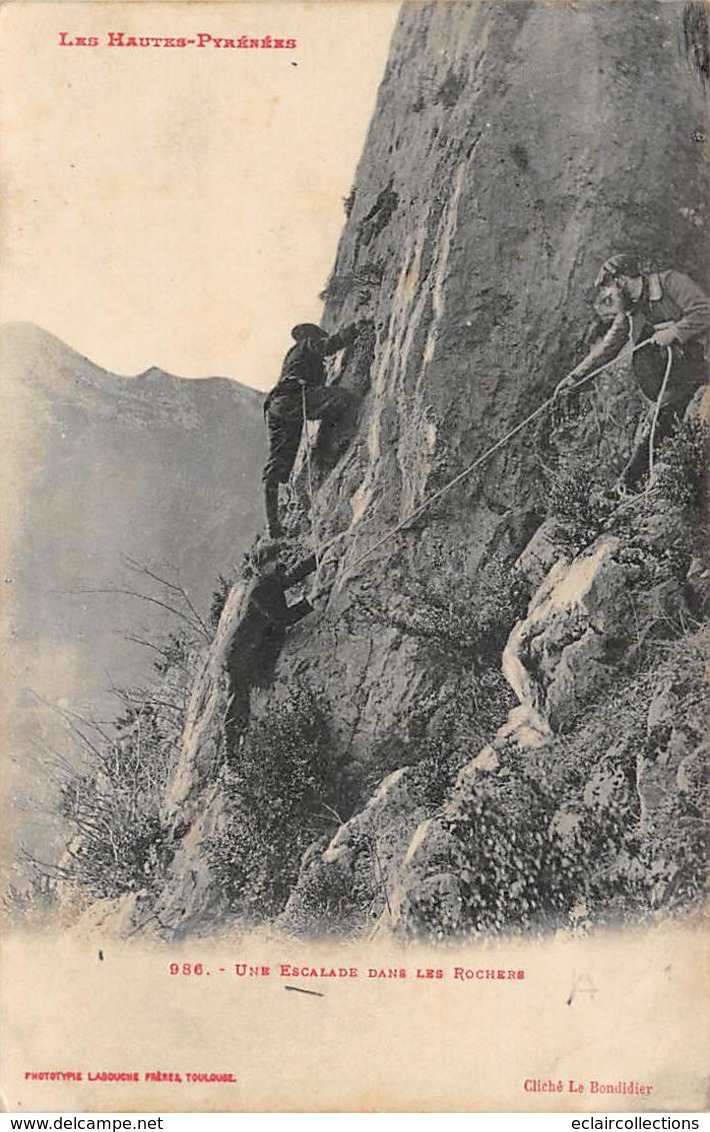 Non Classé:           65          Alpinisme.Une Escalade Dans Les Rochers        (Voir Scan) - Autres & Non Classés