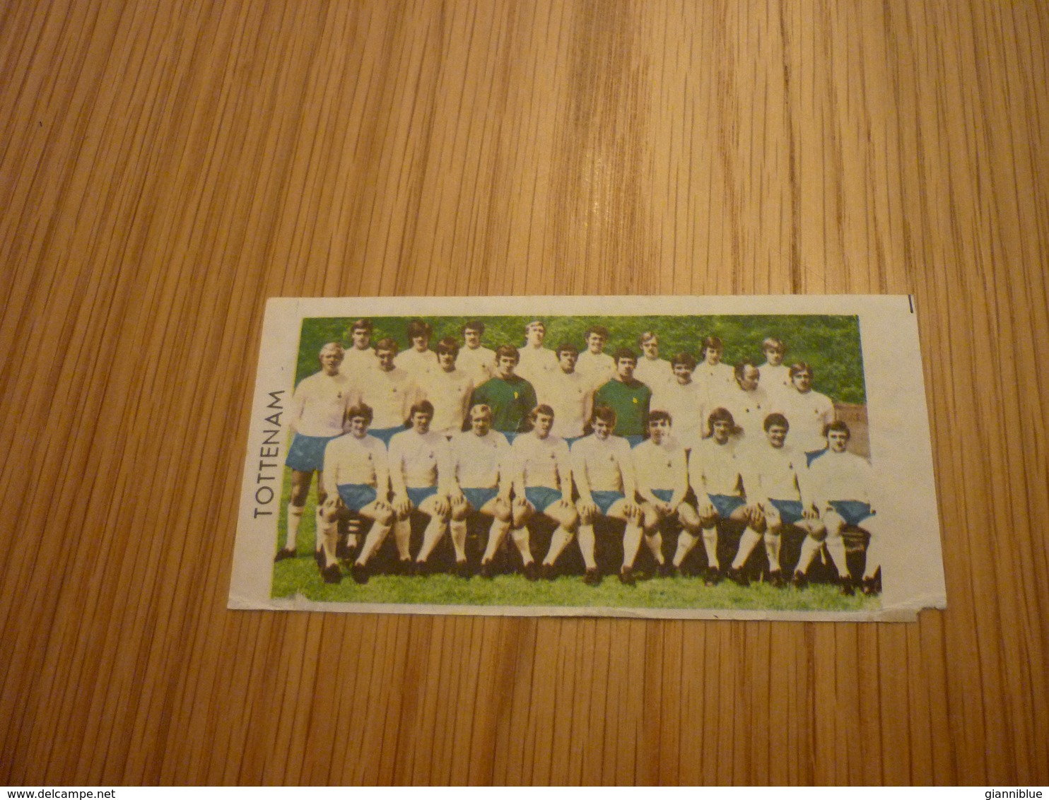 Tottenham Hotspur UK U.K. Football Team Old Greek Trading Banknote Style Card From The '70s - Autres & Non Classés