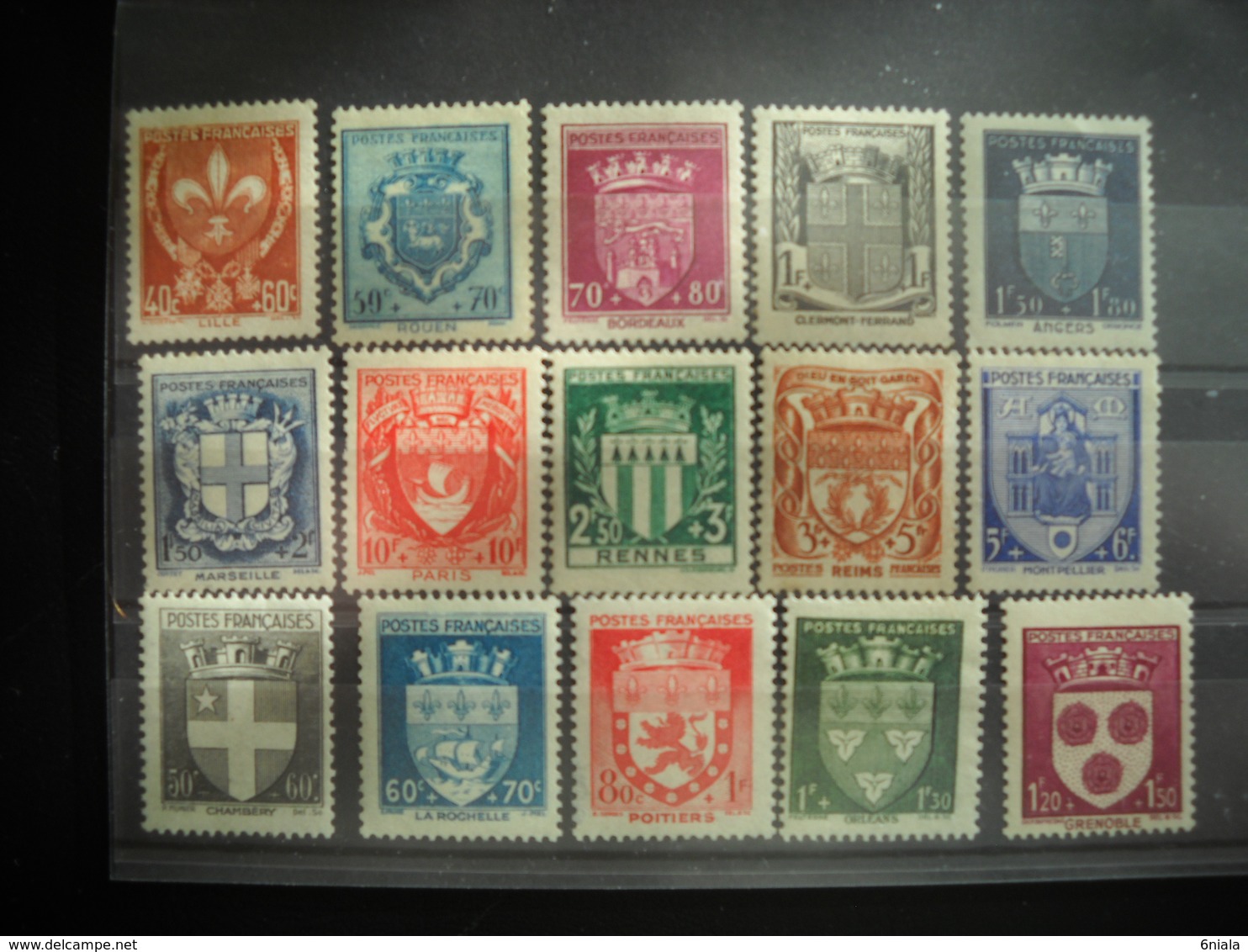 1329 FRANCE  BLASONS Neuf SG 527.528.529.531.532.533.534.535.536.553.554.555.556.557.558.559.560.561.562.563.564 - Autres & Non Classés