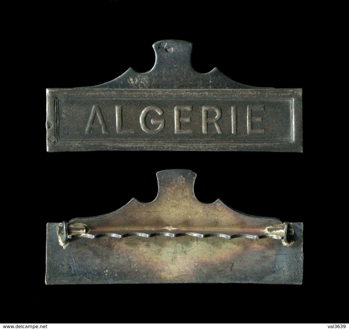 Agrafe à Clapet En Argent Intitulée "Algérie" Poinçons Mercier - France