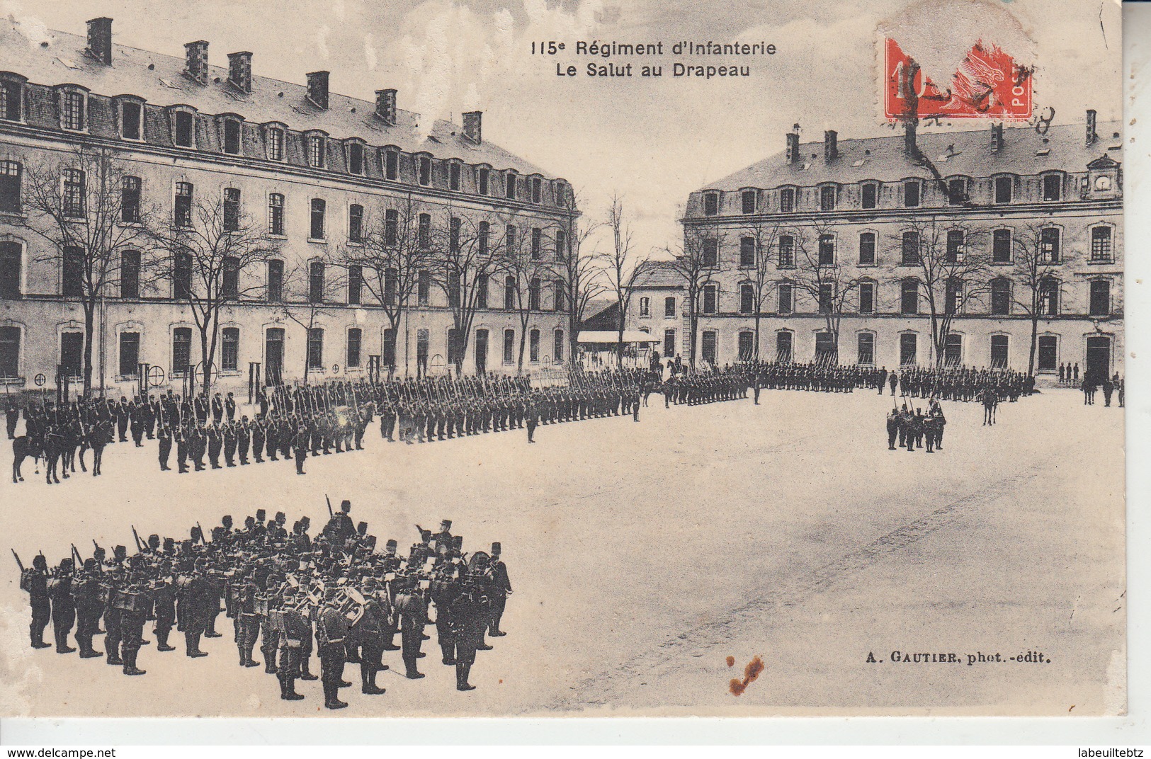 115 ème Régiment D'Infanterie - Salut Au Drapeau Régiment En Marche - NOGENT LE ROTROU ??  PRIX FIXE - Regimientos