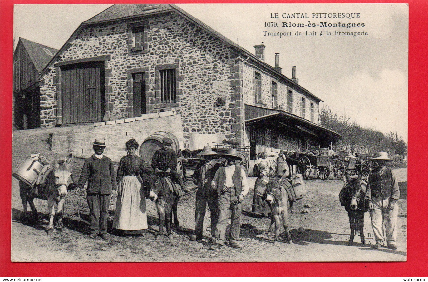 RIOM ES MONTAGNE - Transport Du Lait à La Fromagerie - Other & Unclassified