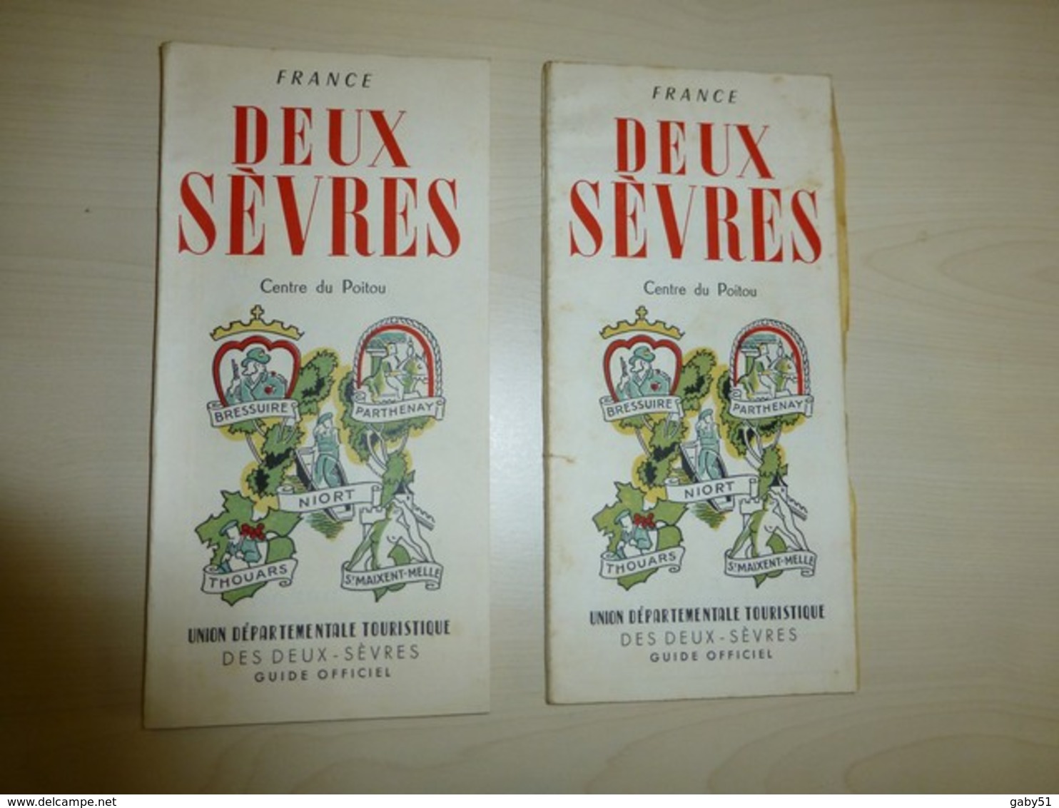 Deux-Sèvres, Lot De 2 Guides Illustrés 104 Pages, 1956 ; L08 - Toerisme