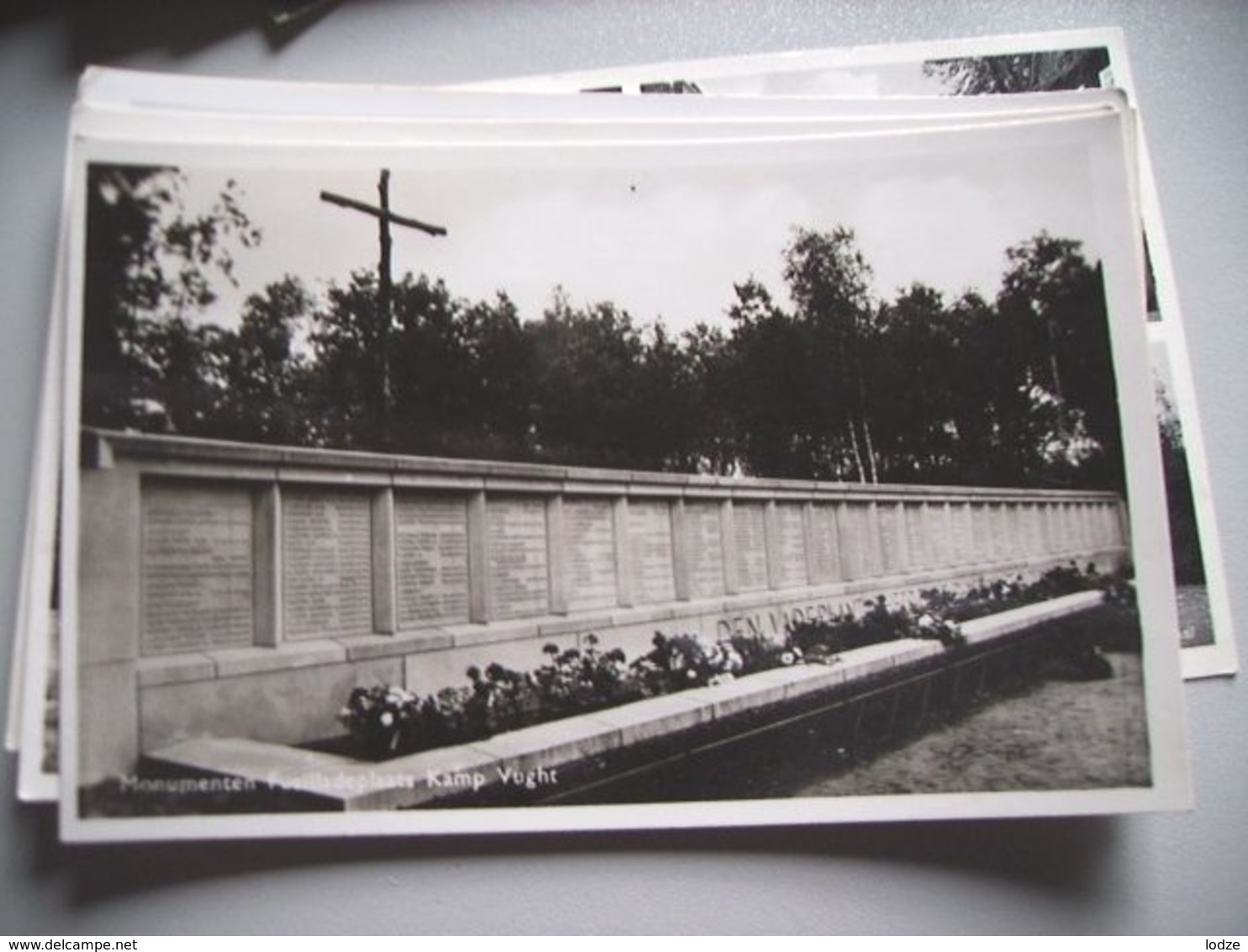 Nederland Holland Pays Bas Vught Met Monument Gefusilleerden - Vught