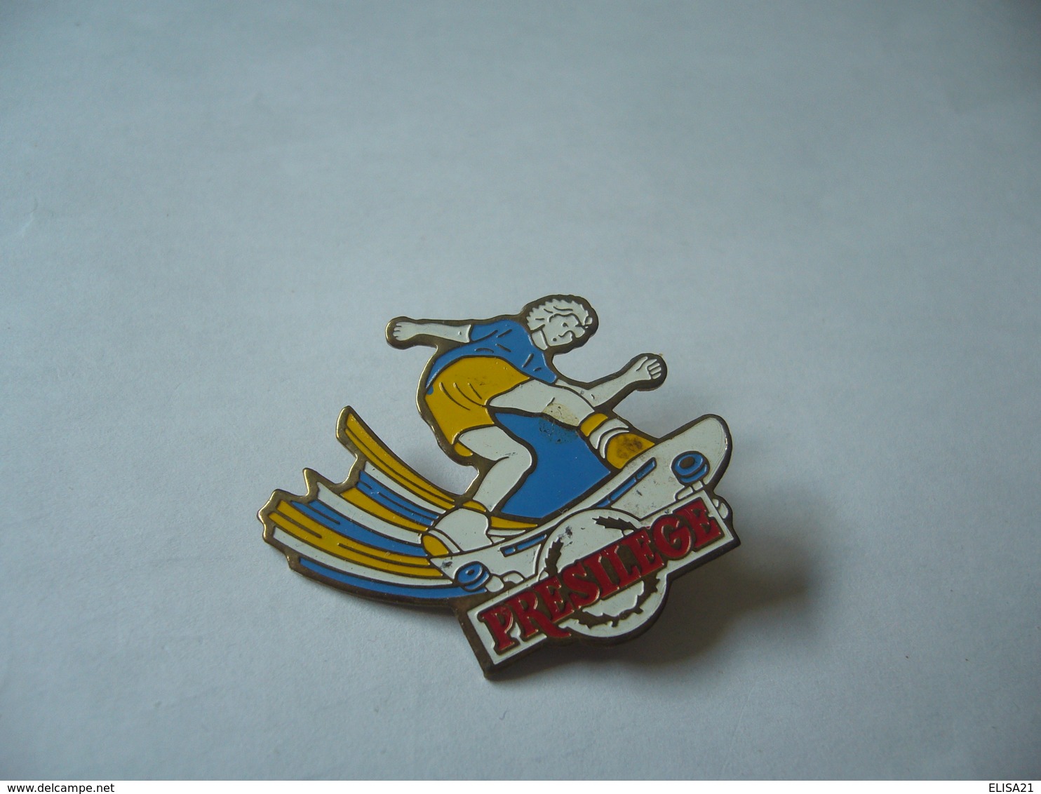 PIN'S PINS PRESILEGE THÈME SPORT SKATEBOARD - Skateboard