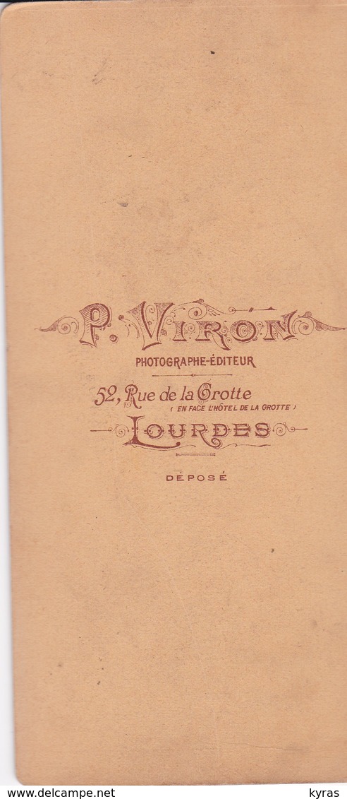 Carte STEREOSCOPIQUE LOURDES . Basilique Route De Pau (Sur Carton Rigide 8,5 X 18 Photo P. VIRON Lourdes) - Cartes Stéréoscopiques
