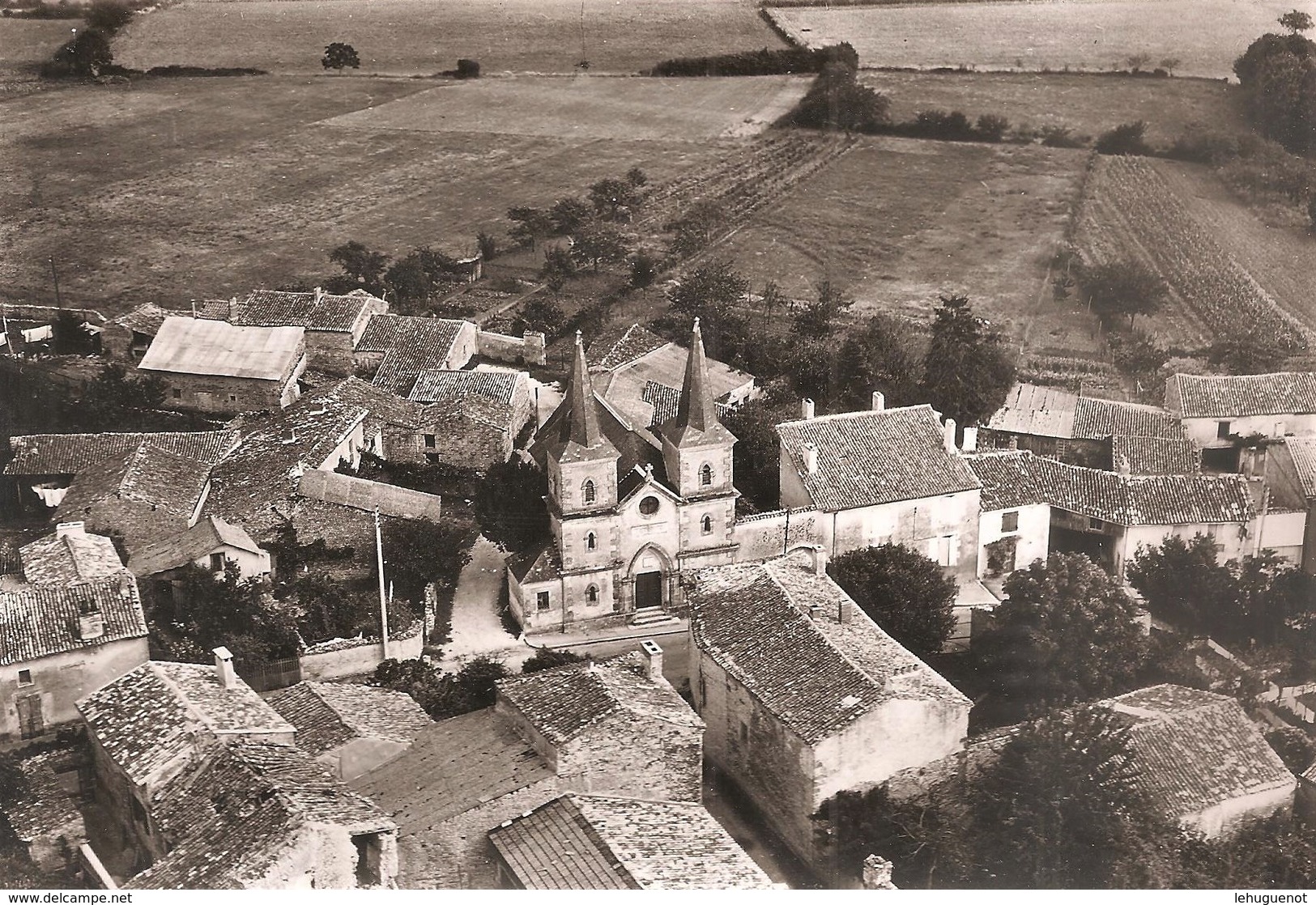 VILLEFAGNAN - Le Temple Protestant - Vue Aérienne - Villefagnan