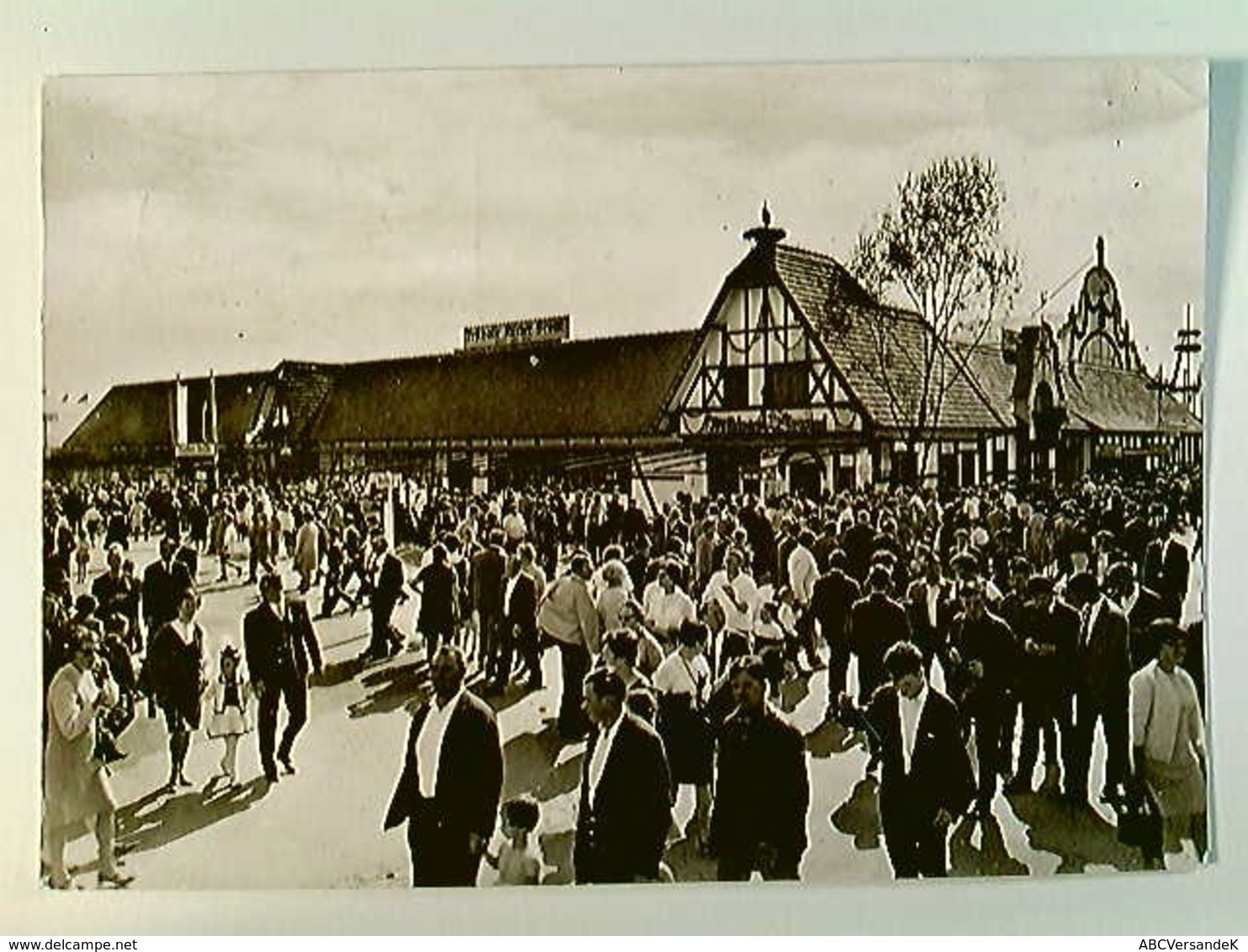 Fischer Vroni, OKtoberfest, Viele Personen, Foto-AK, Gelaufen 1976 - Muenchen