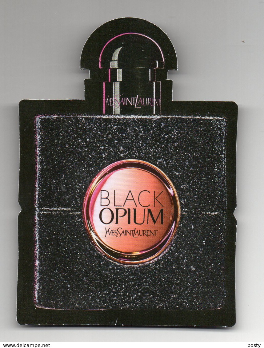 CARTE PARFUMEE - BLACK OPIUM - YVES SAINT-LAURENT - - Publicités Parfum (journaux)