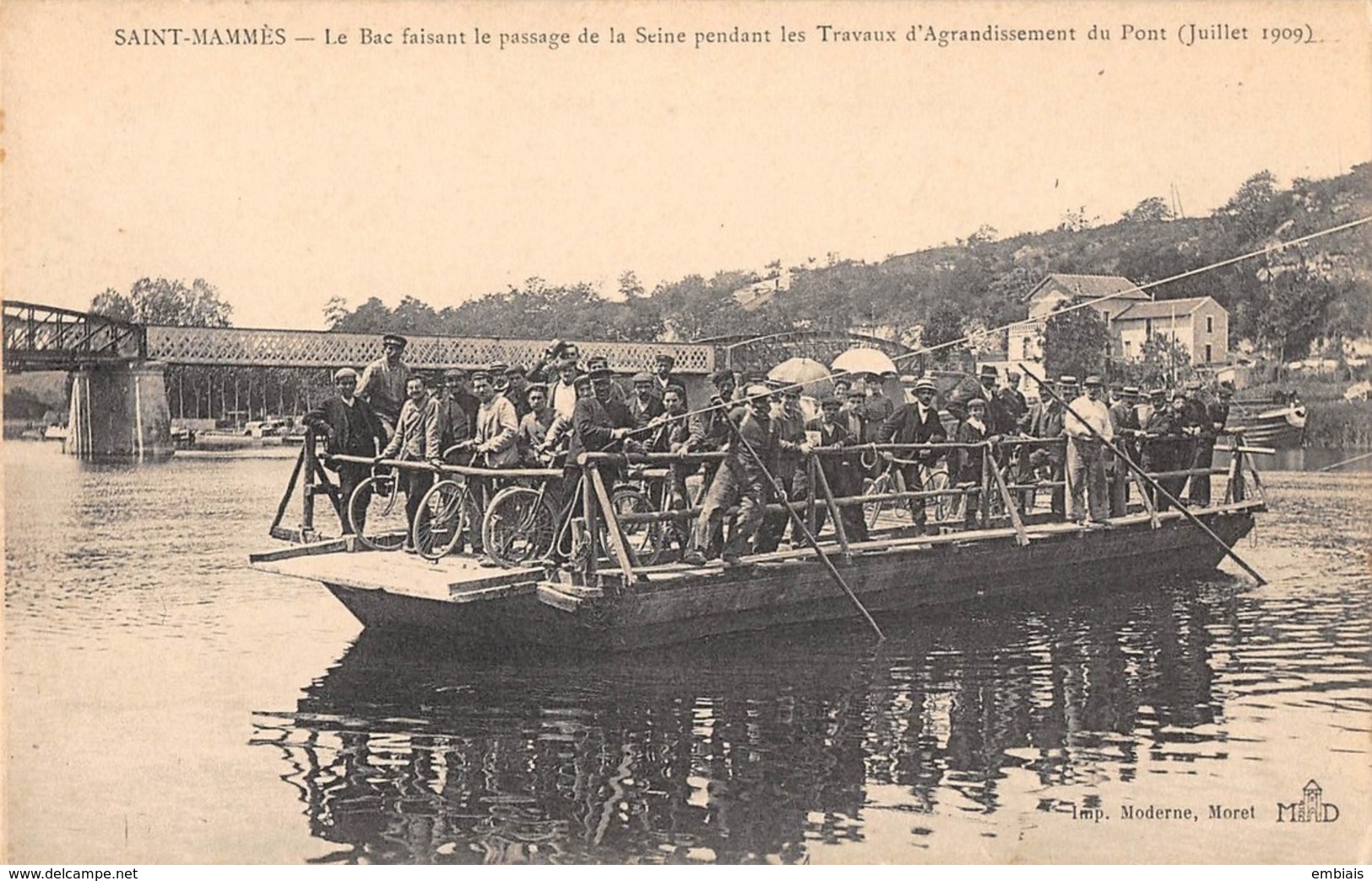 77 - SAINT-MAMMÈS - Le Bac Faisant Le Passage De La Seine Pendant Les Travaux D'agrandissement Du Pont (Juillet 1909) - Saint Mammes