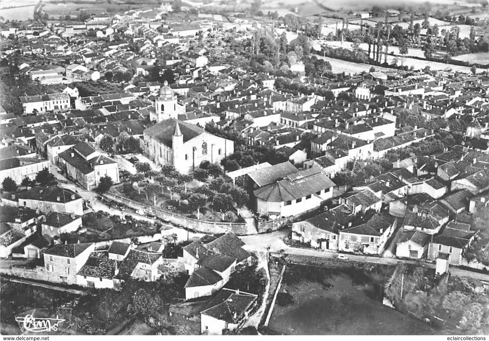 Vic-Fezansac           32         Vue Générale Aérienne   10x15     (voir Scan) - Vic-Fezensac