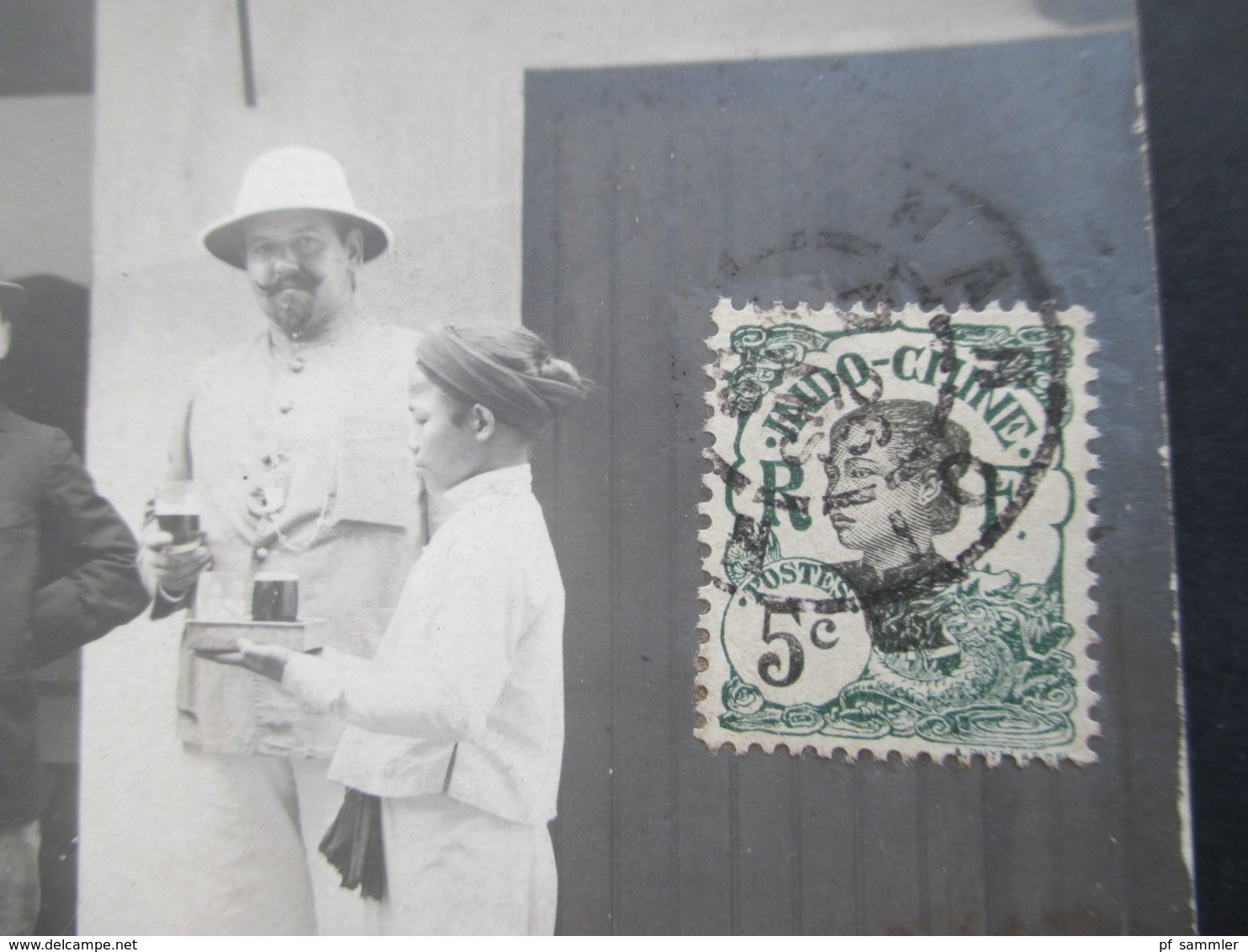 Asien Vietnam Indo Chine 1909 Echtfoto AK Expedition Herren Werden Bedient / Trinken Bier. Roter Kastenstempel - Storia Postale