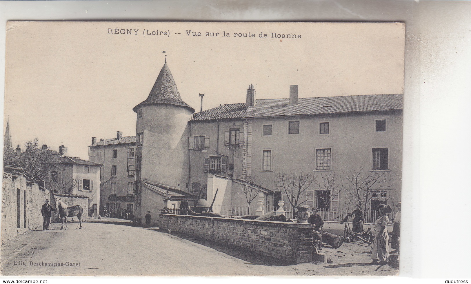 REGNY    VUE SUR LA ROUTE DE  ROANNE - Other & Unclassified