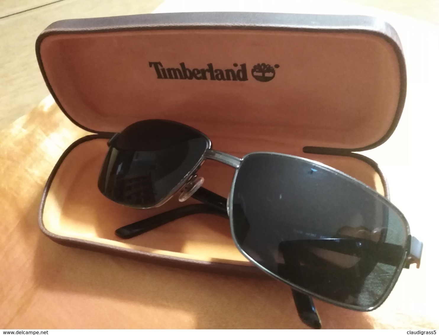 1245 " OCCHIALE DA SOLE  " TIMBERLAND "  UOMO VINTAGE ANNI '80/90, USATO,IN BUONE CONDIZIONI,. MOD. TB 2086, - Sonnenbrillen