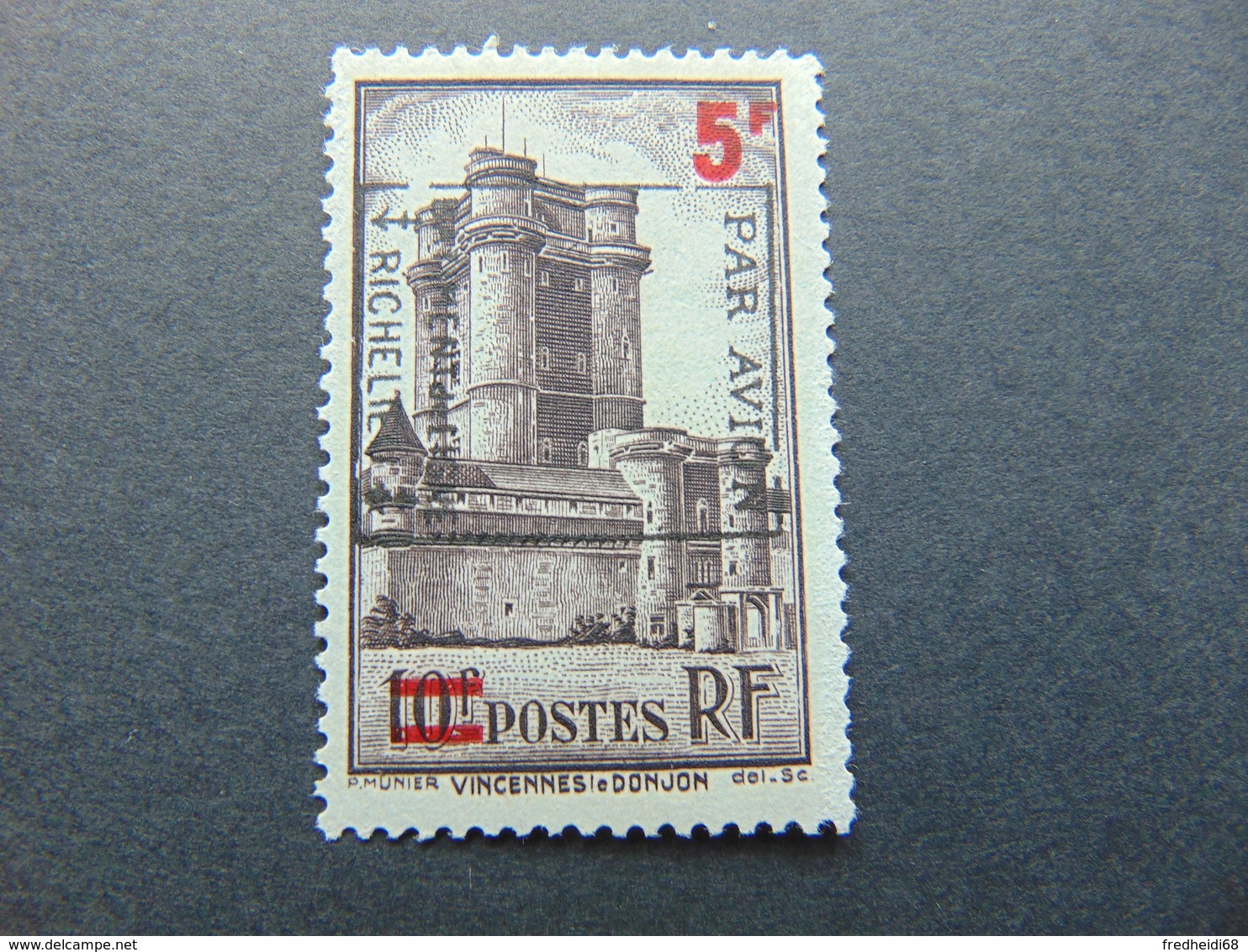 Très Beau N°. 8(*) De La Poste Aérienne Militaire - Bâtiment De Ligne Richelieu - Timbre Non Signé - Kriegsmarken