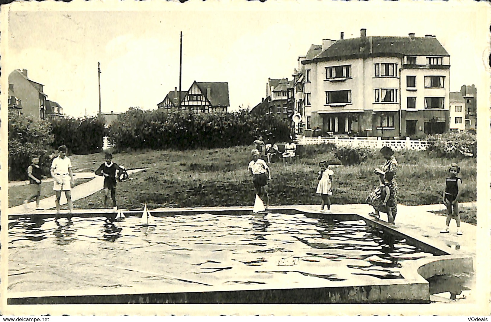 027 211 - CPA - Belgique - Westende - Parc Pour Enfants Et Volla "L'ensoleillée" - Westende