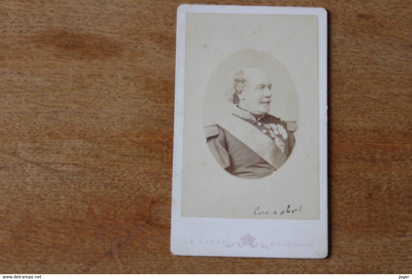 Cdv Le Maréchal Canrobert  Avec  Décorations   Par Le Jeune  Second Empire - Guerre, Militaire