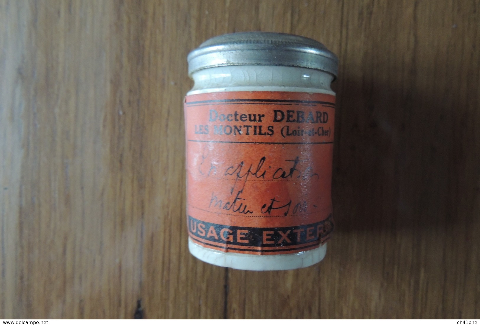 4 PREPARATIONS DE PHARMACIE ANCIENNE EN POTS DE FAIENCE  - DOCTEUR DEBARD "LES MONTILS" LOIR ET CHER - RARE - Cajas