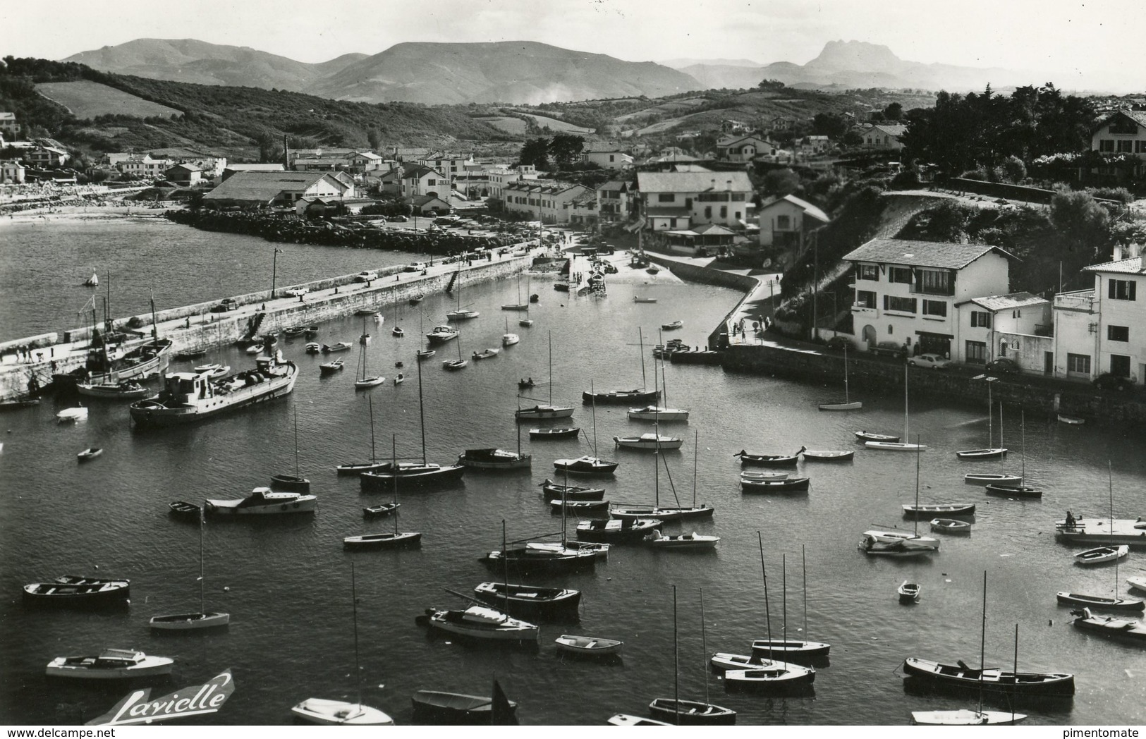 SOCOA CIBOURE VUE GENERALE SUR LE PORT ET LA CHAINE DES PYRENEES - Ciboure