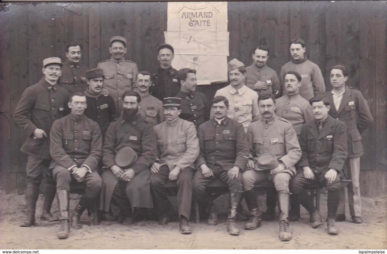 Militaria Guerre 1918 Carte Photo Prisonniers Camp De Mannheim Troupe Théâtrale Armand Gaité Le Personnel 24/3/18 - Guerra 1914-18