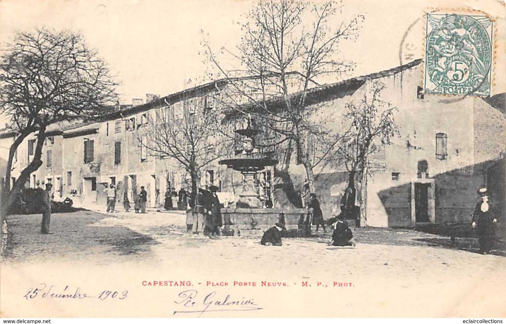 Capestang        34            Place Porte Neuve   . Fontaine            (Voir Scan) - Capestang