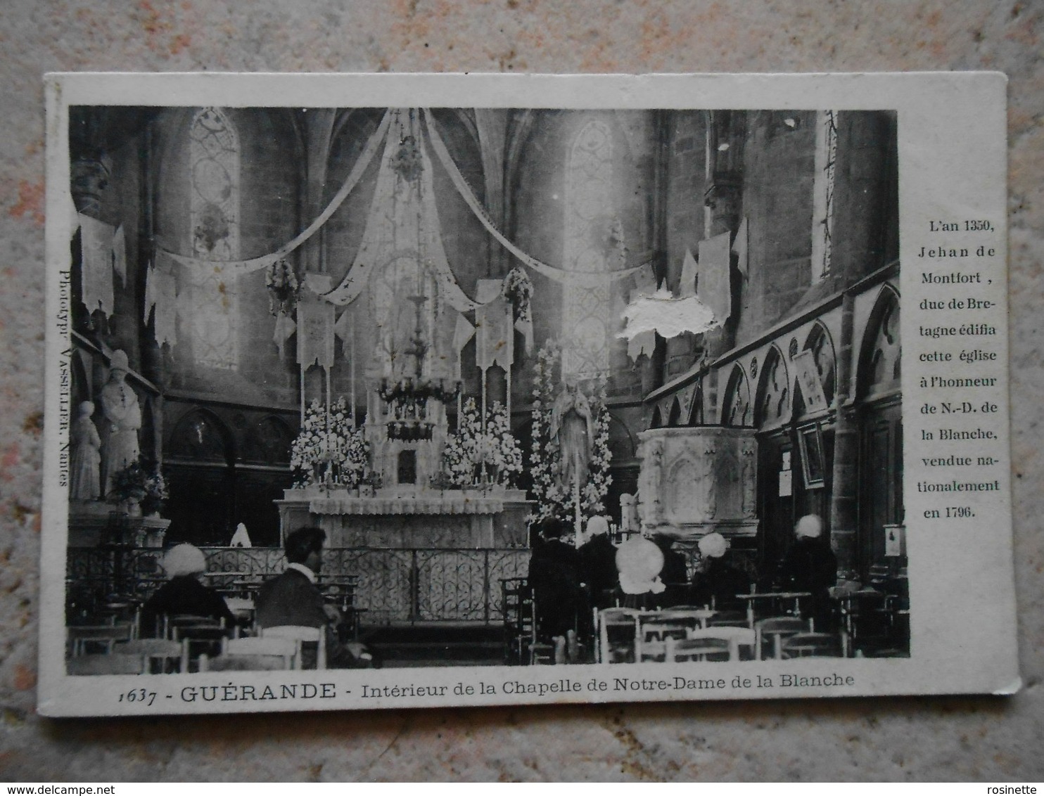 44 LOIRE ATLANTIQUE / GUERANDE Intérieur De La Chapelle De Notre Dame De La Blanche (avec Dévots ) - Saint-Joachim