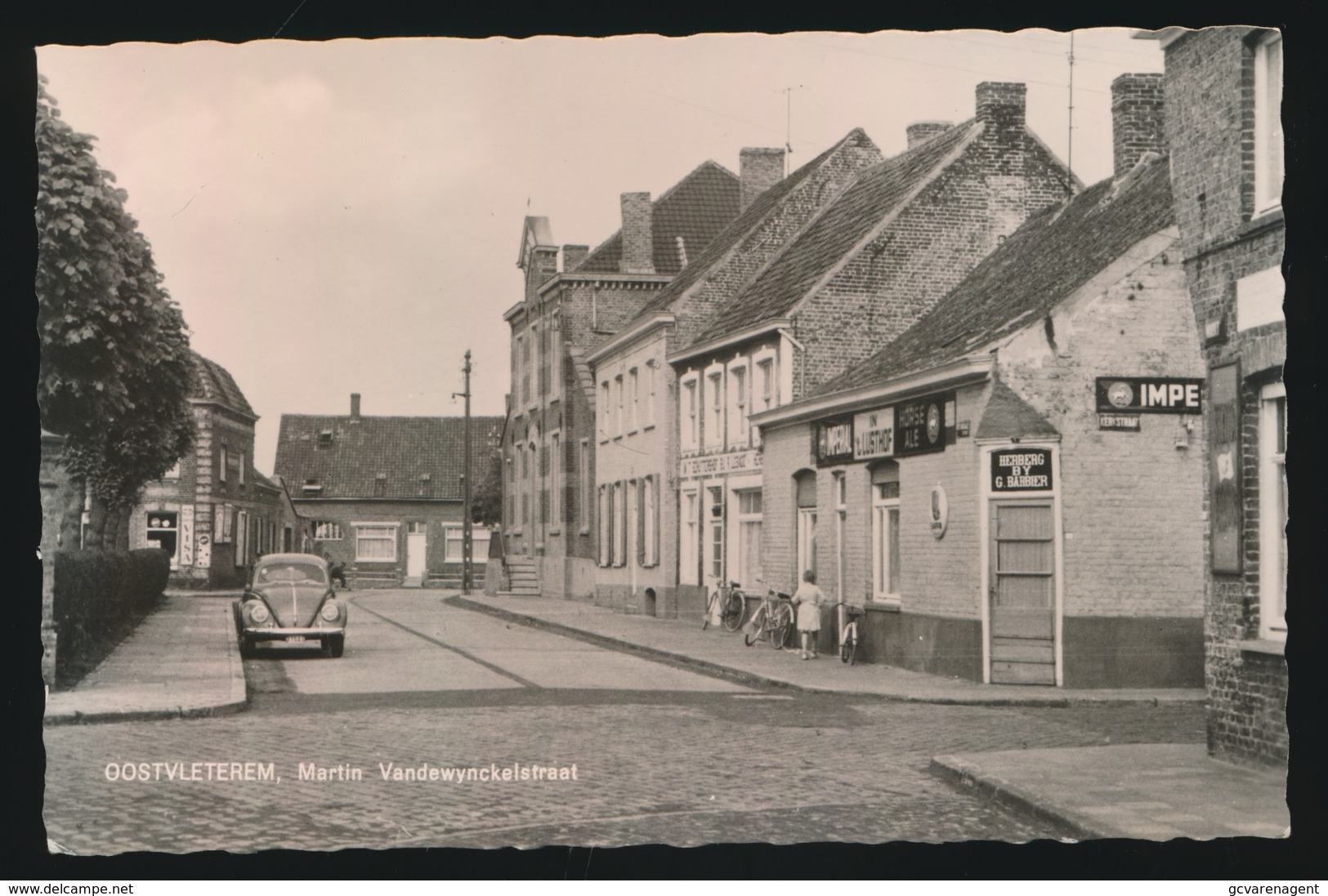 OOSTVLETEREN  MARTIN VANDEWYNCKELSTRAAT   RECHTS CAFE  IN 'T LUSTHOF - Vleteren