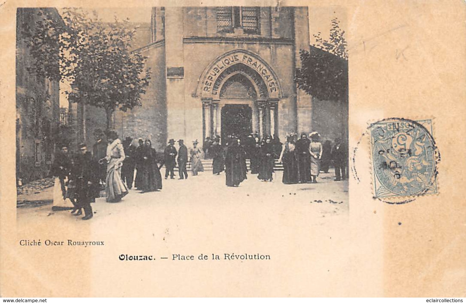 Olonzac        34           Place De La Révolution.  République Française Sur Fronton De L'Eglise           (Voir Scan) - Sonstige & Ohne Zuordnung