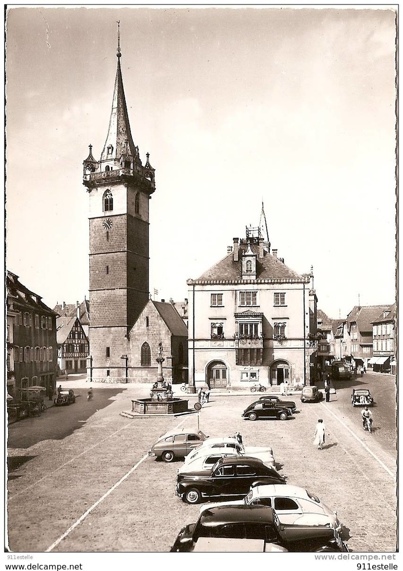 67 OBERNAI  -- La Mairie & La Tour Kappel (  Voitures 1950,203, Vedette ,Traction ) - Obernai