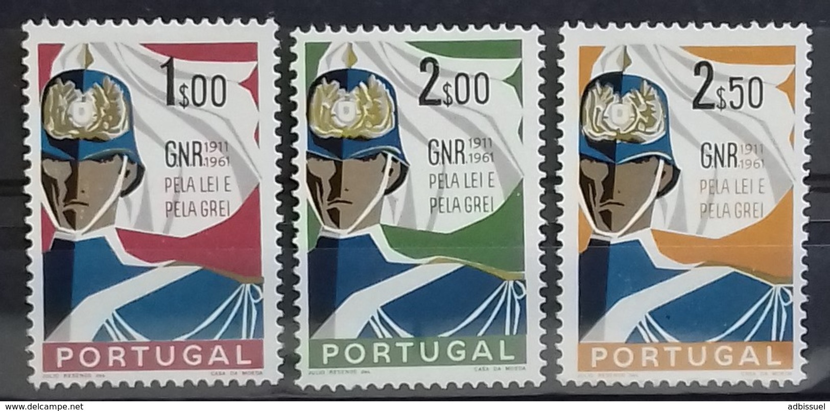 PORTUGAL N° 891 à 893 COTE 5,25 € NEUFS * MH 50ème ANNIVERSAIRE DE LA GARDE - Unused Stamps