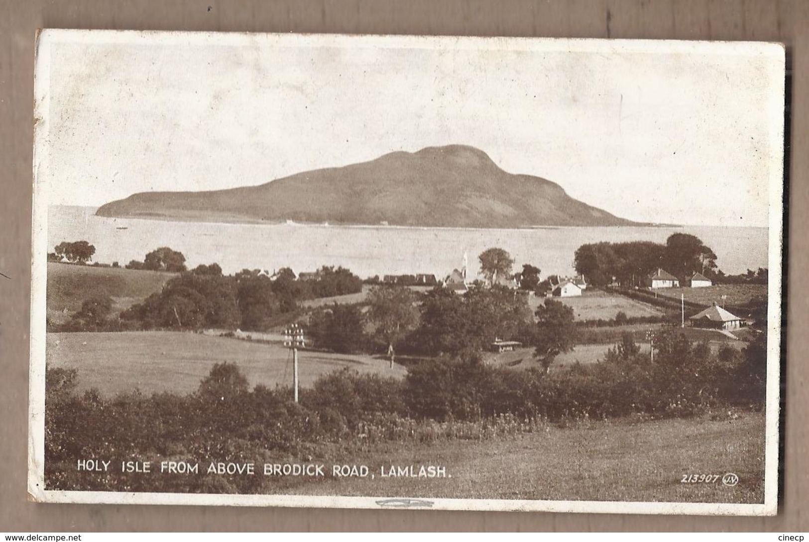 CPA ECOSSE - LAMLASH - Holy Isle From Above Brodick Road - Très Jolie Vue Maisons Et Clocher - Vue Générale - Ayrshire