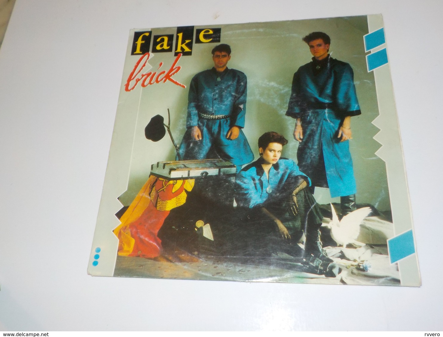 45 TOURS  FAKE BRICK  1985 - New Age