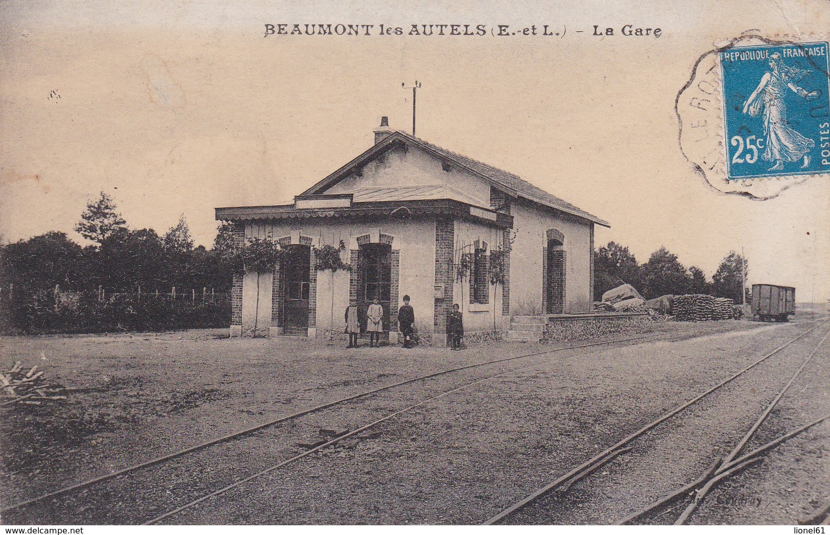 BEAUMONT-les-AUTELS  : (28) La Gare - Autres & Non Classés