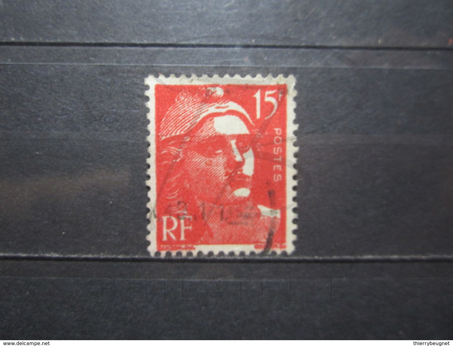 VEND BEAU TIMBRE FRANCE N° 813 , SURENCRE !!! - Usados