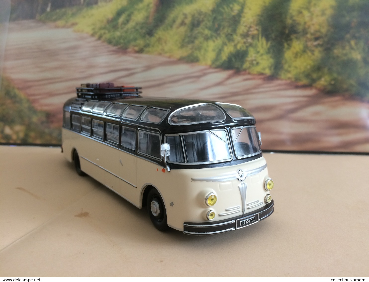 Bus-  Isobloc 648 DP - 1955 - échelle 1/43  Neuf Métal - Voir Photos (envoie Colissimo) - Utilitaires