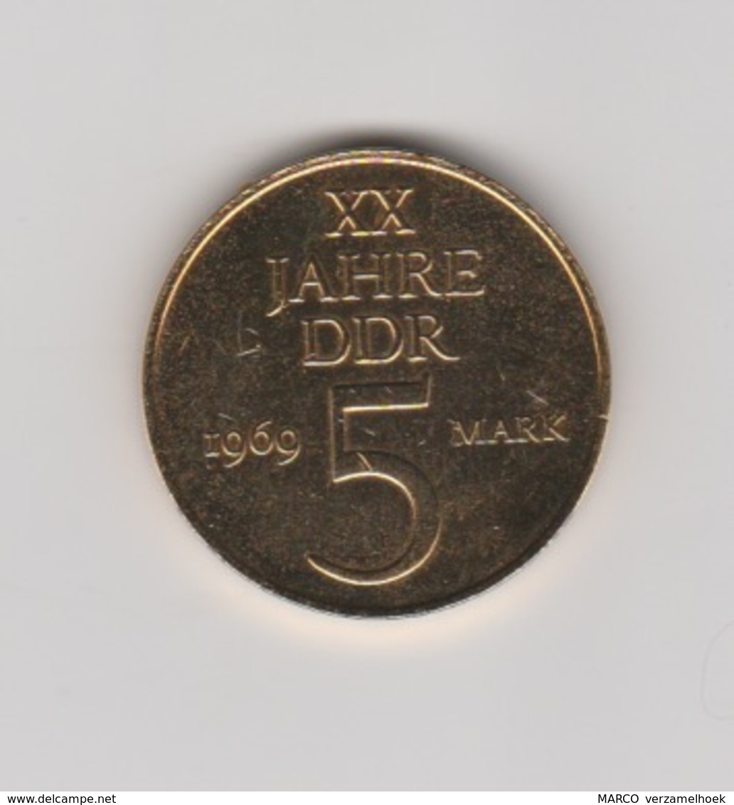 Gründungtag Der DDR XX Jahre DDR 1969 5 Mark Trabant - Elongated Coins