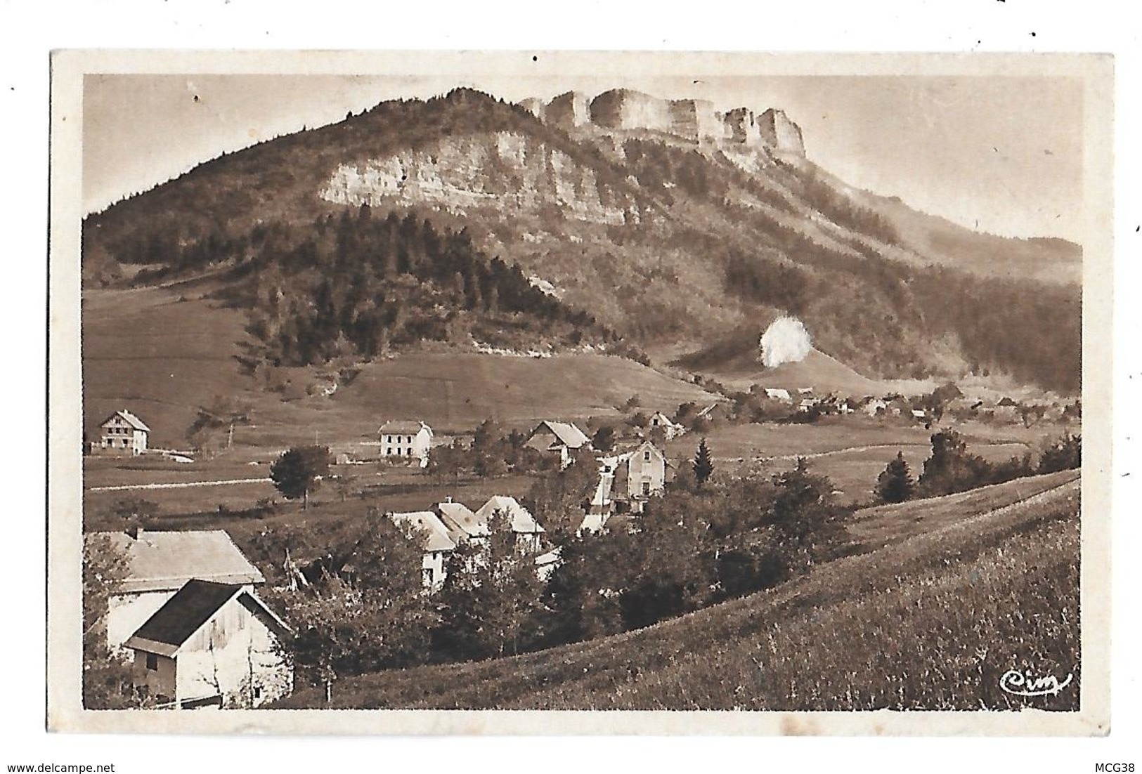 38  - CPA  De  LE  SAPPEY  Alt . 1000 M  -  Chamechaude  Alt  2087 M - Laval