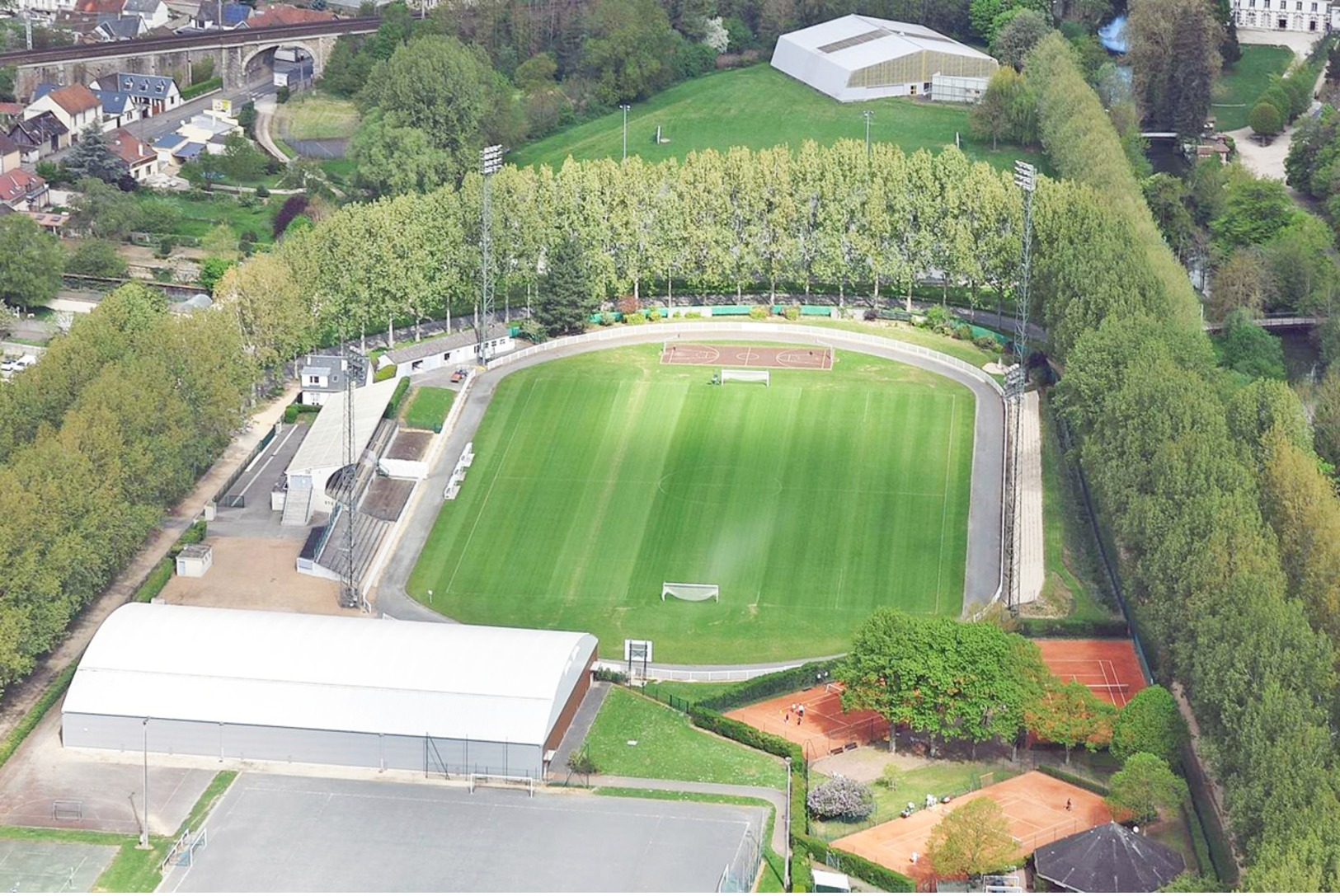 Chartres (28 - France) Stade Des Grands Prés - Stadiums