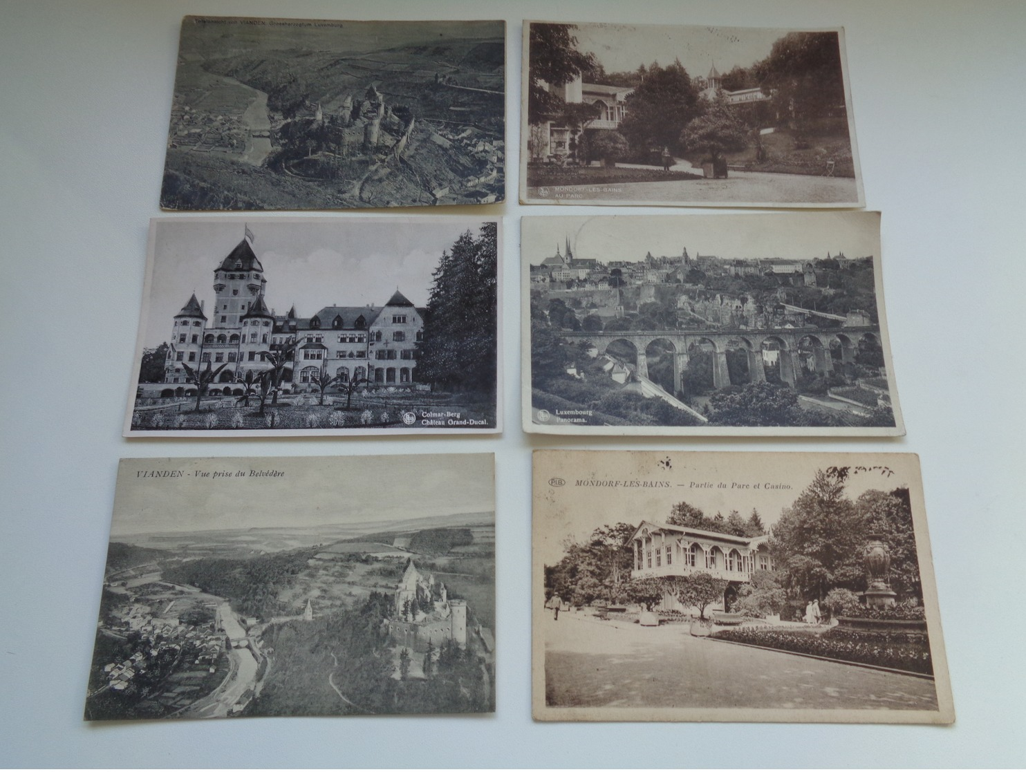 Beau lot de 60 cartes postales du Grand - Duché de Luxembourg     Mooi lot van 60 postkaarten van Luxemburg