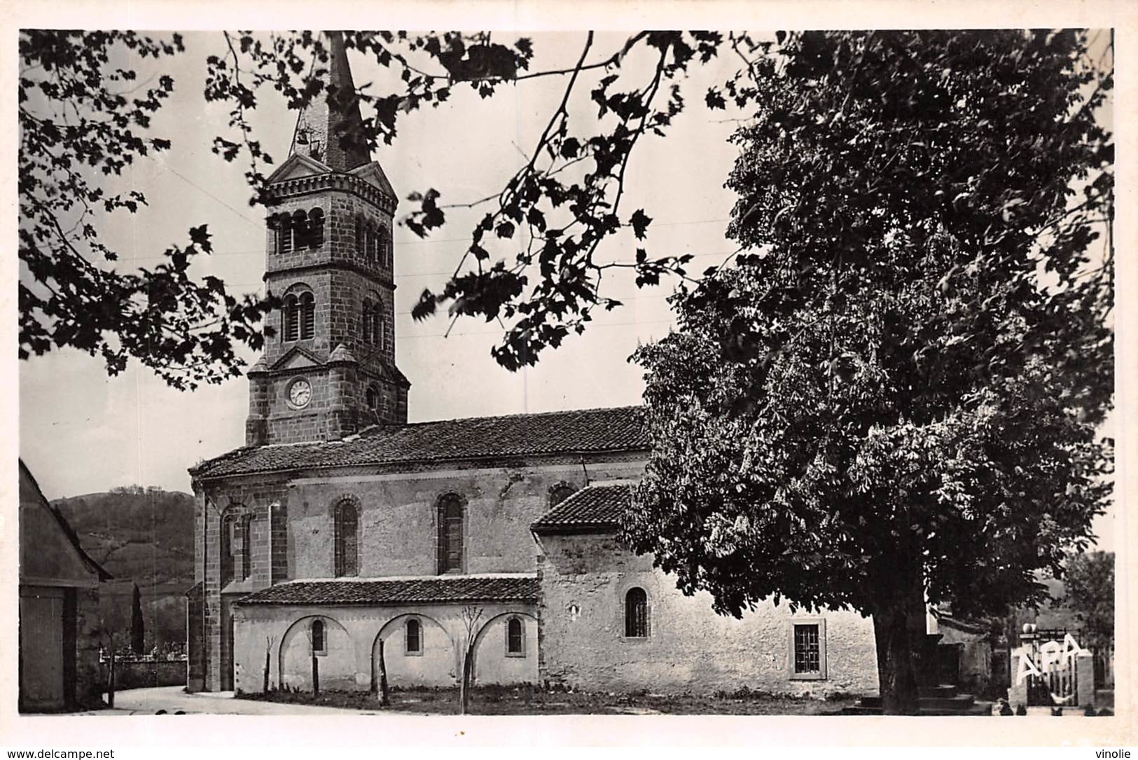 20-7382 : OUST. EGLISE. - Oust